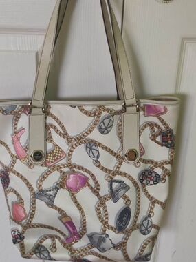Vintage Gucci Charm Print Silk Tote Bag | Cream | Dust Bag Included